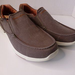 Skechers Men's Relaxed Fit-Elent-Olution Boat Shoe  SIZE 12 NEW